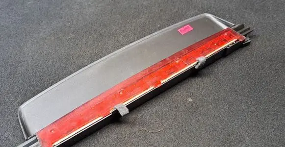 Audi A6 S6 C6 4F Third/center stoplight 4F5945097
