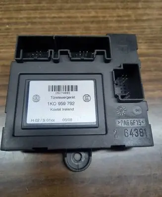 Volkswagen Caddy Door control unit/module 1K0959792