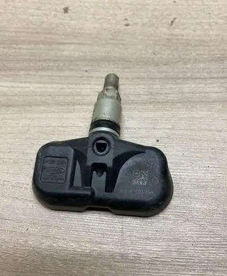 Lexus RX 330 - 350 - 400H Tire pressure sensor 