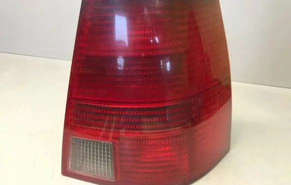 Volkswagen Golf IV Rear/tail lights 1J9945075M