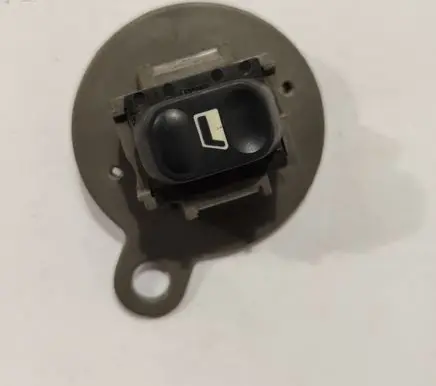 Citroen Xsara Picasso Electric window control switch 9638569180