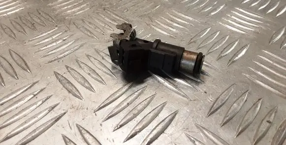 Citroen C2 Fuel injector 01F002A