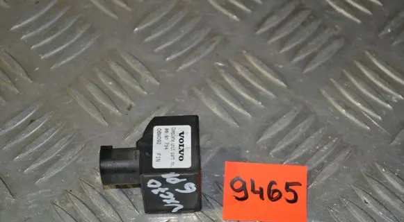 Volvo XC70 Airbag deployment crash/impact sensor 8691734