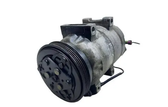 Volkswagen PASSAT B5 Air conditioning (A/C) compressor (pump) 152091KAS 152091