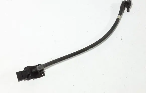 Toyota Prius+ (ZVW40) Windshield washer spray nozzle 