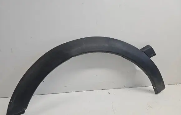 Volkswagen Golf III Front arch trim 1H0853717