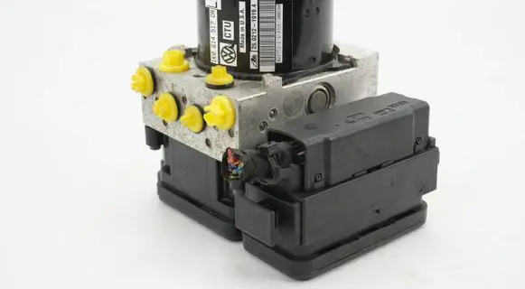 Volkswagen Golf VI ABS Pump 1K0614517DR 1K0907379BL