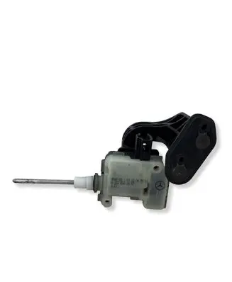 Mercedes-Benz A W169 Fuel tank cap lock A2038201997 806600
