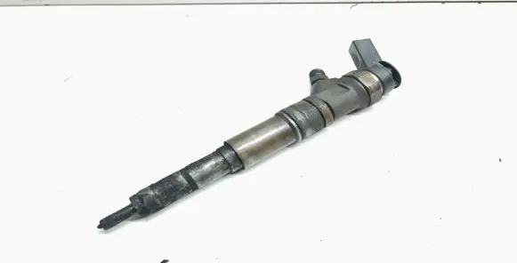 BMW X5 E53 Fuel injector 0445110131 7789661