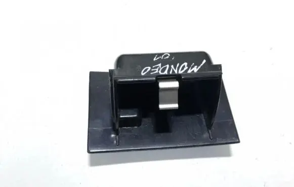 Ford Mondeo Mk III Car ashtray 1s7xf048a42acw