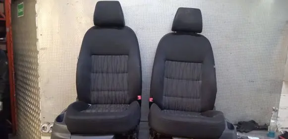 Skoda Octavia Mk2 (1Z) Seat and door cards trim set