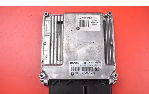 BMW X3 E83 Engine control unit/module ECU 7803373