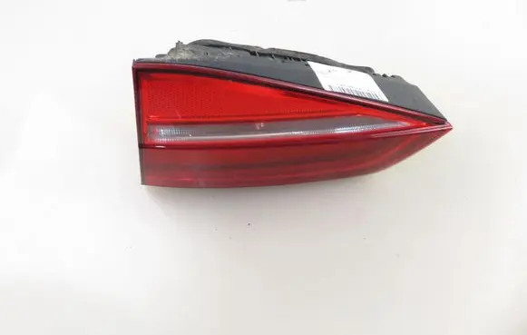 Volkswagen Jetta VI Rear/tail lights 