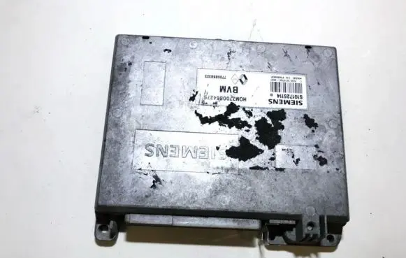 Renault Laguna I Engine control unit/module 7700864275 hom7700864275