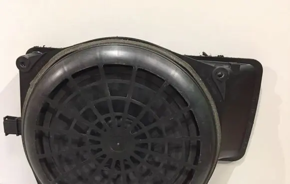 Audi A4 S4 B6 8E 8H Subwoofer speaker 8E5035412