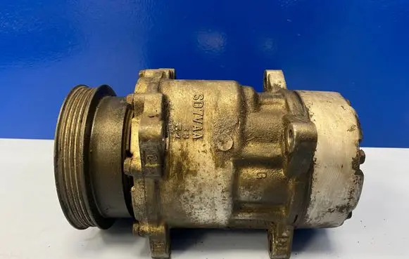 Peugeot 806 Air conditioning (A/C) compressor (pump) SD7VAA