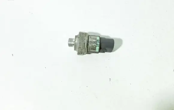 Toyota Corolla E120 E130 Air conditioning (A/C) pressure sensor 4434400050
