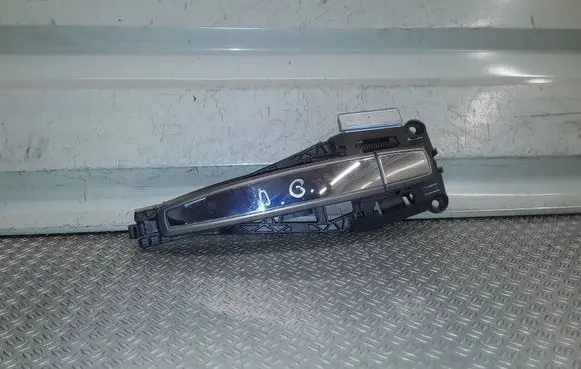 Opel Meriva B Rear door exterior handle 