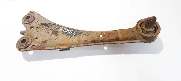 Toyota Avensis T270 Rear upper control arm/wishbone