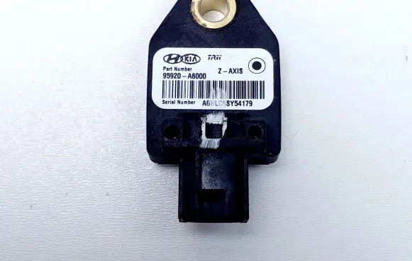 KIA Ceed Airbag deployment crash/impact sensor 95920A6000