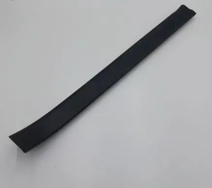 Nissan Leaf II (ZE1) Front sill trim cover 769B43NL0A