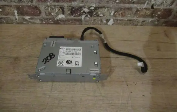 Peugeot 208 Other control units/modules 980673028