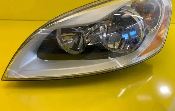 Volvo XC60 Headlight/headlamp 30763143