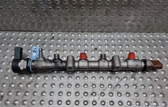 Skoda Fabia Mk2 (5J) Fuel main line pipe 03P089 057130764AB