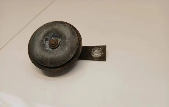 Nissan X-Trail T30 Horn signal
