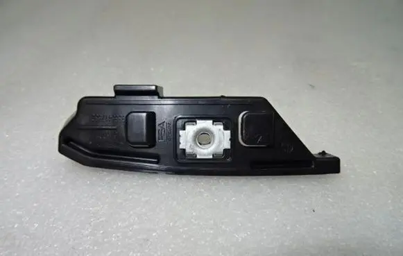Peugeot 308 Front bumper mounting bracket 9835417580