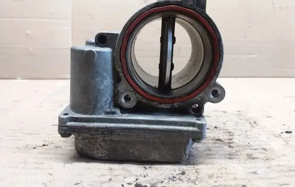 Ford Focus Throttle valve 7V2Q9E926AB
