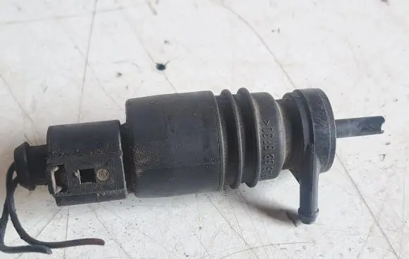 Mercedes-Benz ML W163 Windscreen/windshield washer pump