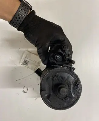 BMW 1 E81 E87 Starter motor 00001139002 200070919