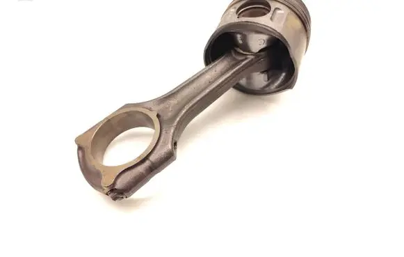 Chrysler PT Cruiser Piston with connecting rod EDJ
