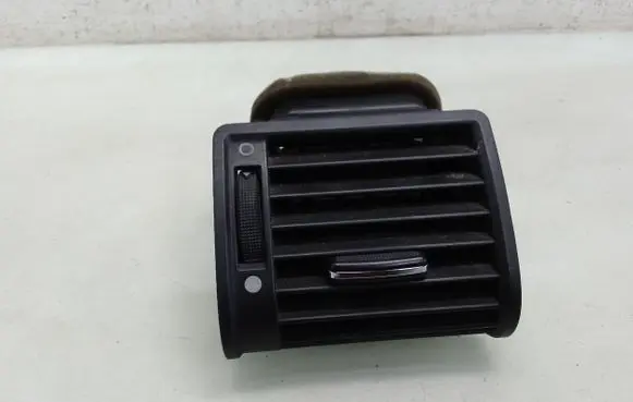 Audi A8 S8 D2 4D Dashboard side air vent grill/cover trim 4D0820901