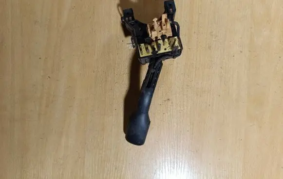 Audi A6 S6 C4 4A Wiper control stalk 8D9953503