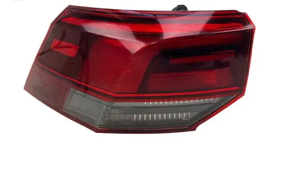 Volkswagen Golf VIII Rear/tail lights 5H0945095C