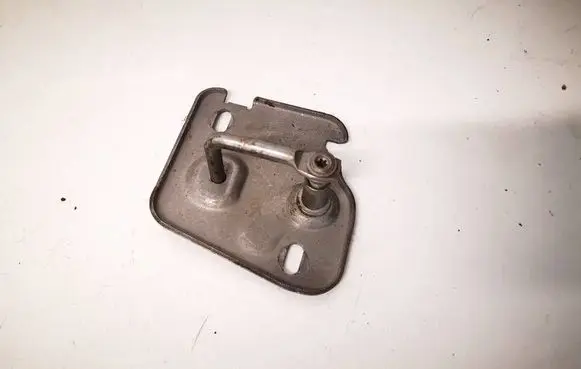 Audi Q4 e-tron Rear door lock loop/hook striker 81A823186B
