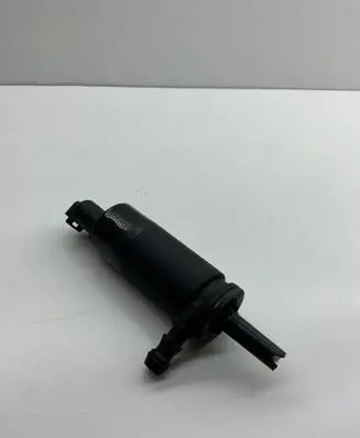 BMW 5 E60 E61 Headlight washer pump 3130670001