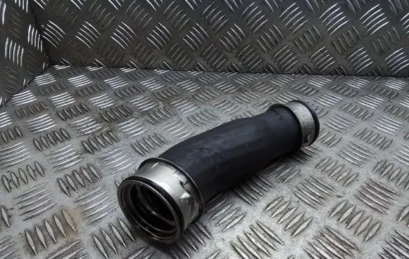 Volkswagen Multivan T5 Intercooler hose/pipe