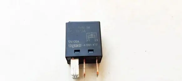 Ford Mondeo Mk III Other relay V23074 2W9314B192BA