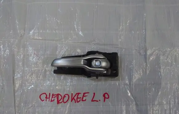 Jeep Cherokee Front door interior handle