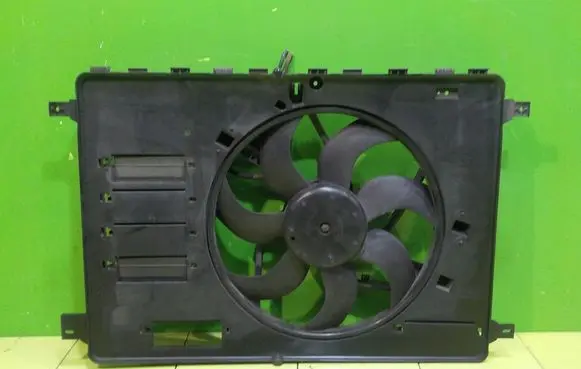Land Rover Freelander 2 - LR2 Fan set 6G918C607FE 15AB43