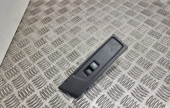 Volkswagen PASSAT B7 Electric window control switch 3AB857858