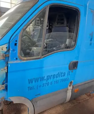 Iveco Daily 35 - 40.10 Front door Nocode