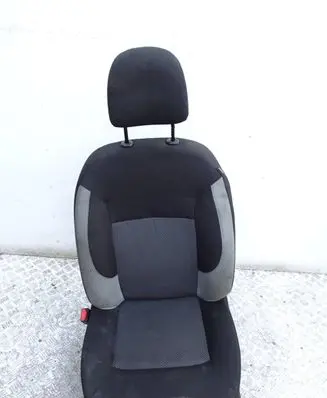 Dacia Sandero II Front passenger seat b4334y