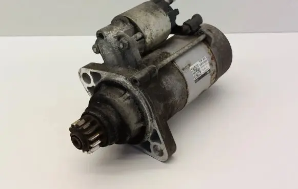 Volkswagen PASSAT B8 Starter motor 02M911024B
