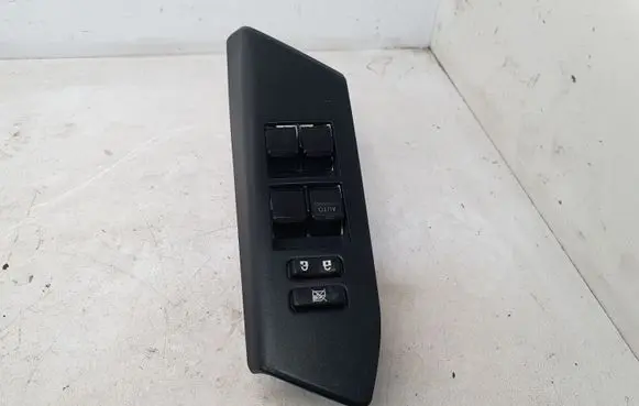 Toyota RAV 4 (XA40) Electric window control switch 7423242180
