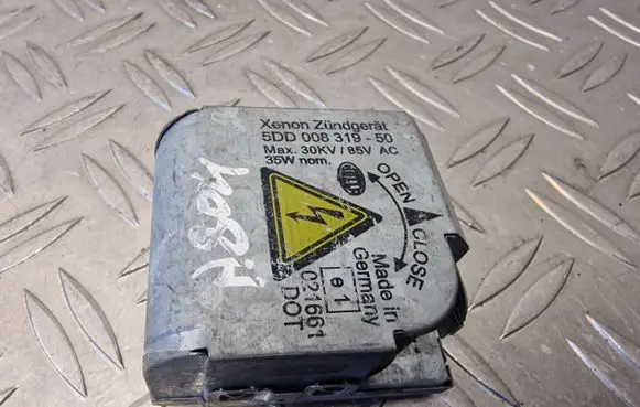 Audi A8 S8 D3 4E Headlight ballast module Xenon 5DD00831950