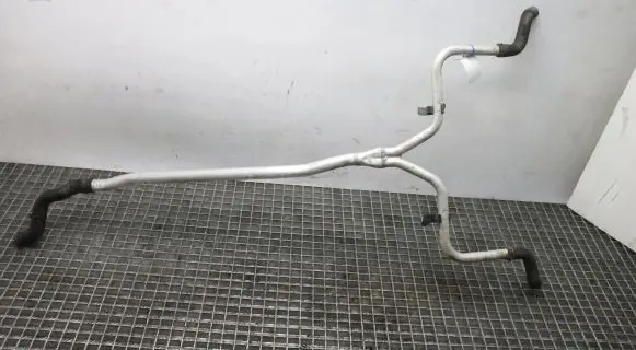 Porsche Boxster 986 Engine coolant pipe/hose 99610665154